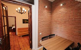 Rezis Sweet Home